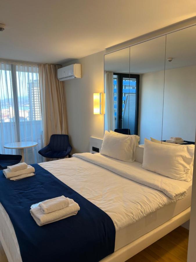 Orbi City Suites Batumi Ngoại thất bức ảnh